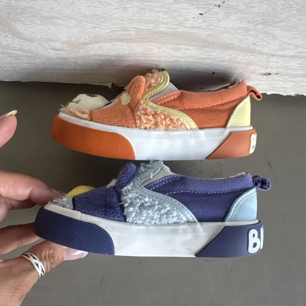 Bluey Toddler Kids Fleece Slip-On Sneakers Faux Sherpa Sz 7